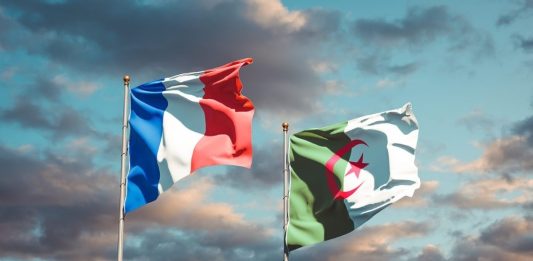 Algérie-France : Sayoud reçu à Paris par Macron