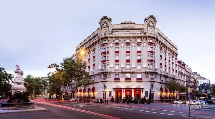 Hôtel de luxe "El Palace Barcelona"